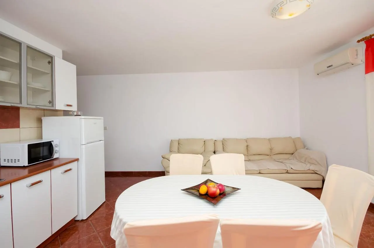 Apartments Pela Lopar Croazia
